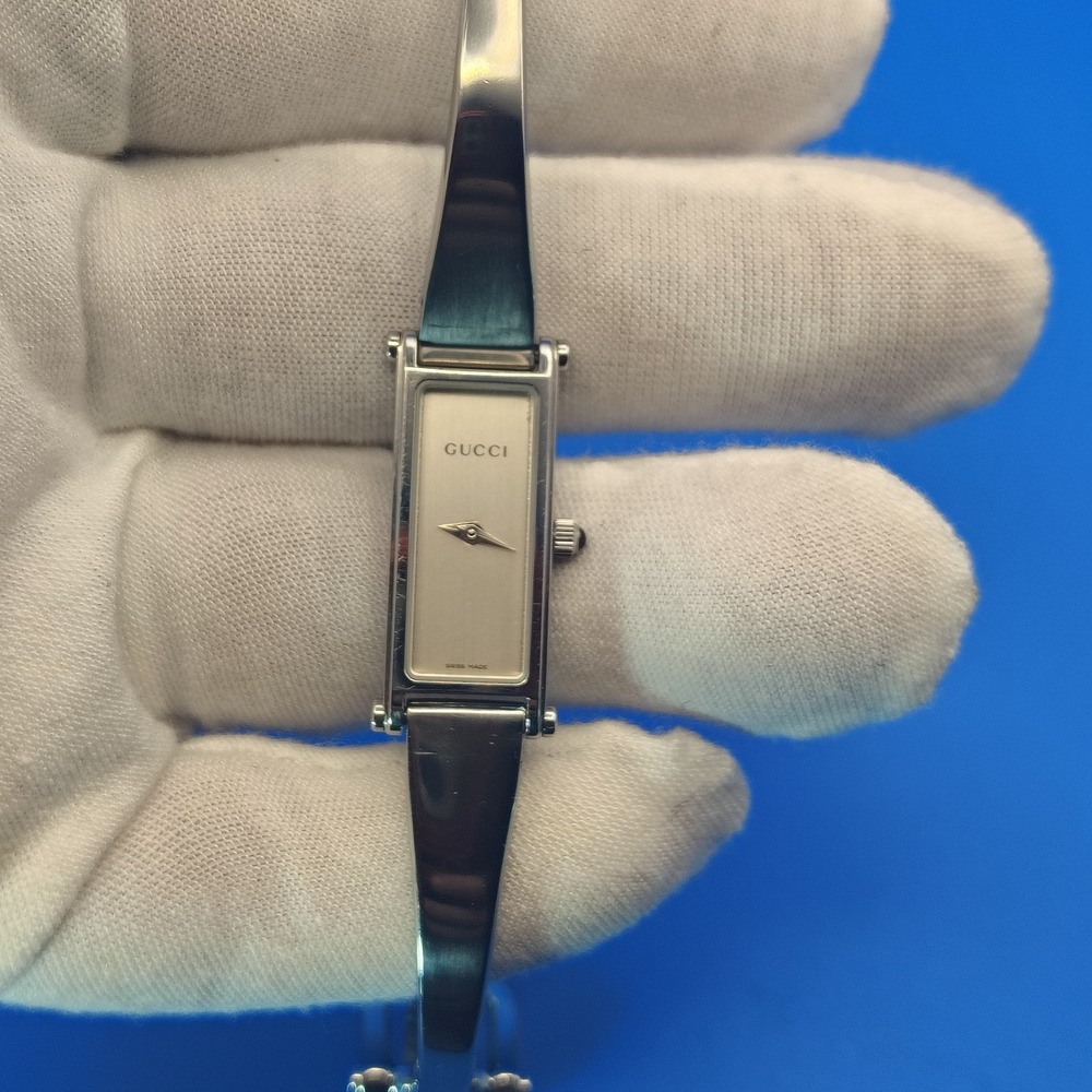 Vintage 1995 Gucci 1500L Tank Swiss Made 25mm Women's Quartz Bangle Watch W/ COA - Picture 2 of 12